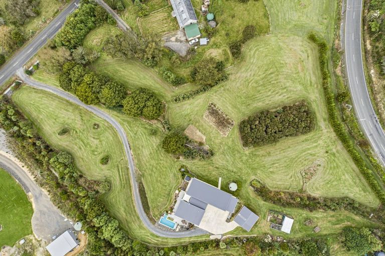 Photo of property in 21 Finlayson Road, Matarau, Whangarei, 0176