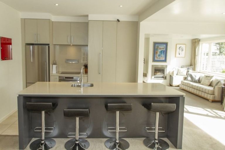 Photo of property in 5a Roa Road, Fendalton, Christchurch, 8041