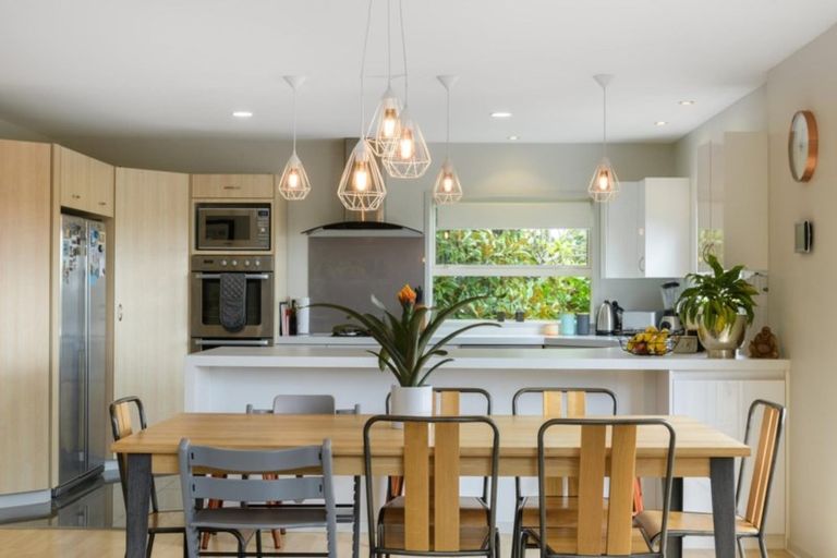 Photo of property in 64 Little John Drive, Bellevue, Tauranga, 3110