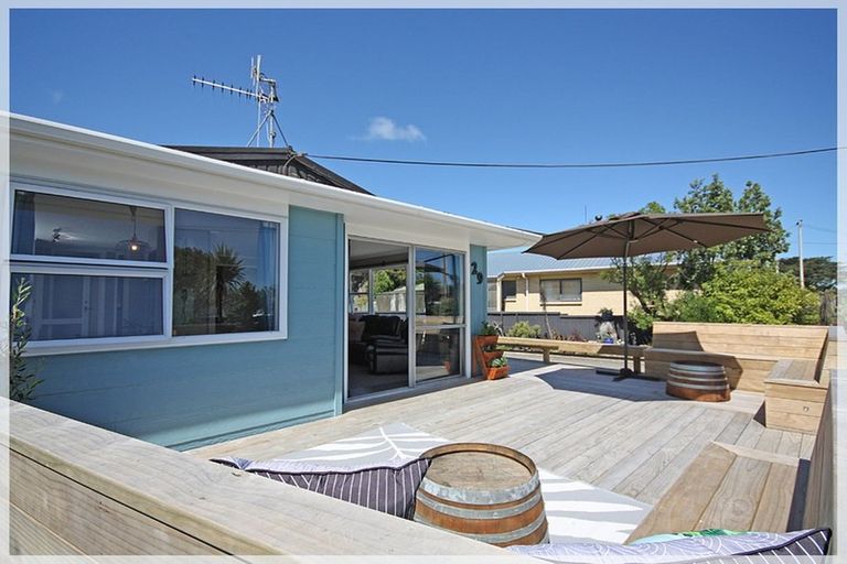 Photo of property in 29 Punga Street, Tangimoana, 4822