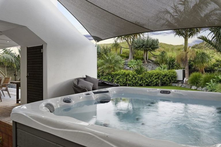 Photo of property in 32 Mangatawhiri Road, Omaha, Warkworth, 0986