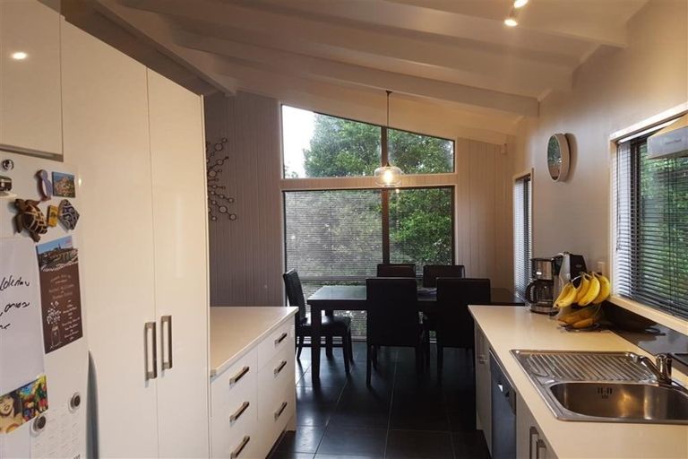 Photo of property in 4 Nearco Street, Randwick Park, Auckland, 2105