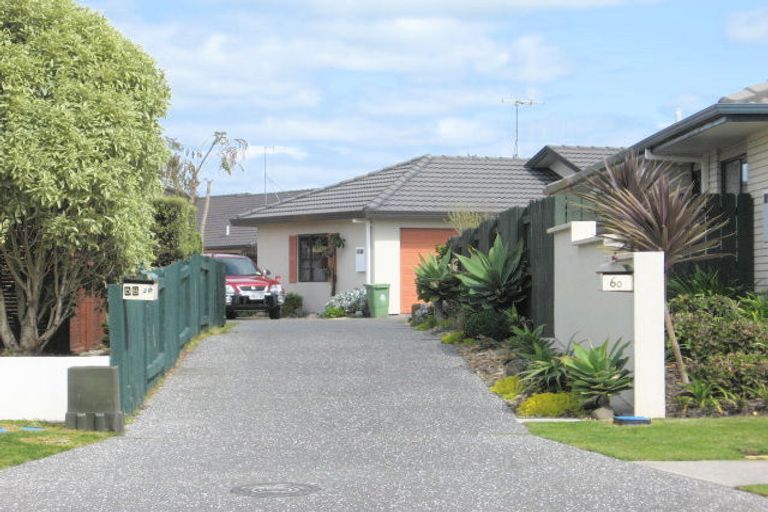 Photo of property in 58 Gravatt Road, Papamoa Beach, Papamoa, 3118