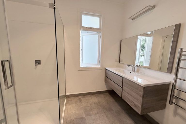 Photo of property in 36 William Street, Petone, Lower Hutt, 5012