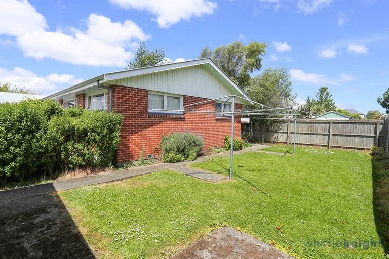 Photo of property in 4/65 Matipo Street, Riccarton, Christchurch, 8041