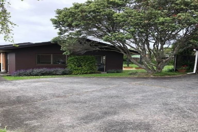 Photo of property in 23 Harford Place, Pakuranga Heights, Auckland, 2010