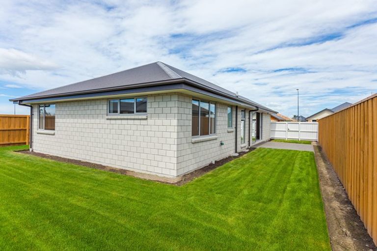 Photo of property in 39 Lydiard Drive, Rolleston, 7615