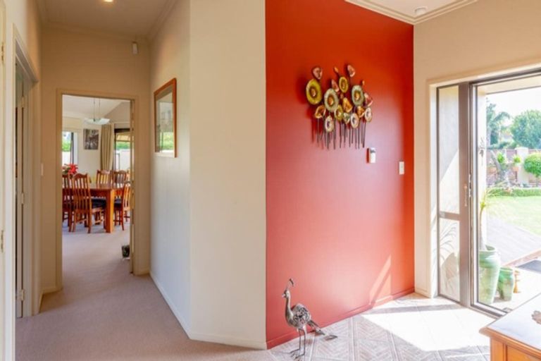 Photo of property in 6 Coleraine Drive, Rototuna, Hamilton, 3210