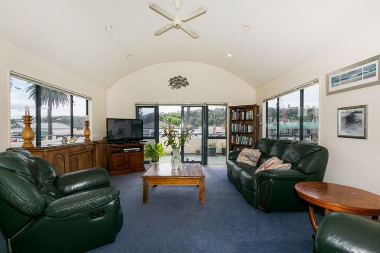 Photo of property in 6 Kennedy Road, Napier South, Napier, 4110