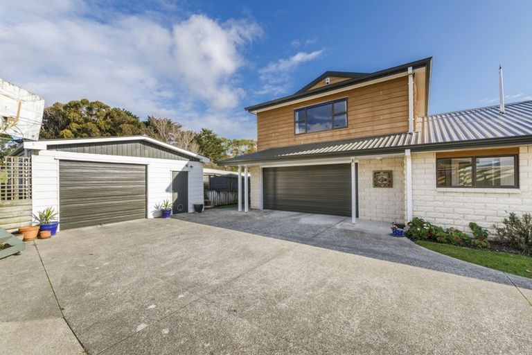 Photo of property in 580 Stoney Creek Road, Kelvin Grove, Palmerston North, 4470