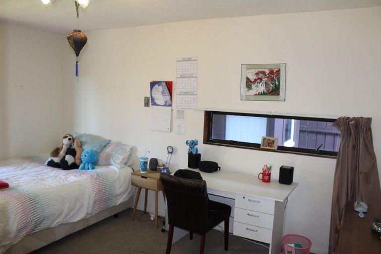 Photo of property in 4 Camelot Street, Ilam, Christchurch, 8041