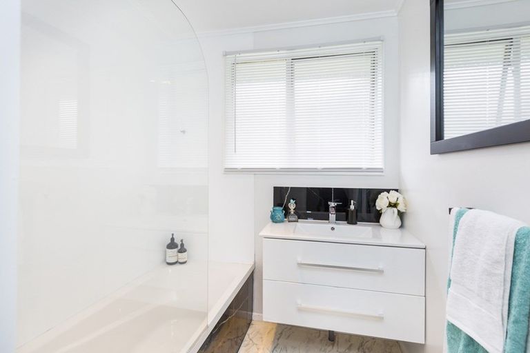 Photo of property in 12c Lane Street, Wallaceville, Upper Hutt, 5018