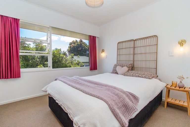 Photo of property in 47 Grand Vue Road, Kawaha Point, Rotorua, 3010