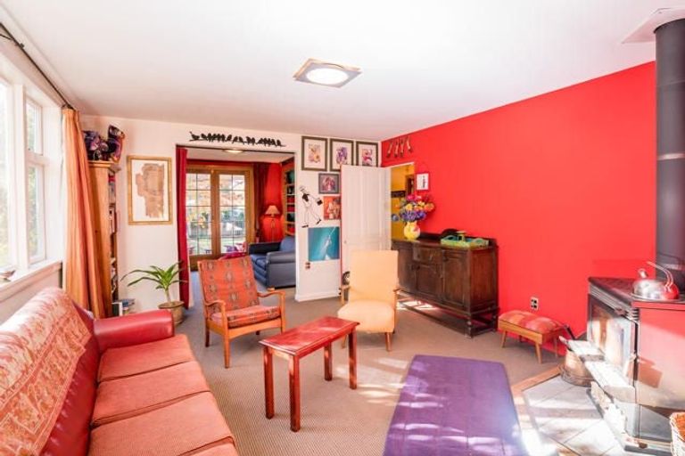 Photo of property in 33 Norwood Street, Beckenham, Christchurch, 8023