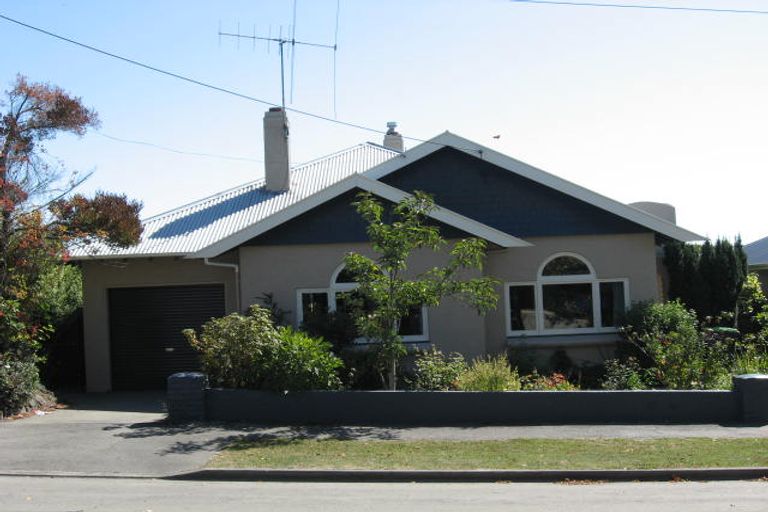 Photo of property in 11 Ashbury Avenue, Waimataitai, Timaru, 7910