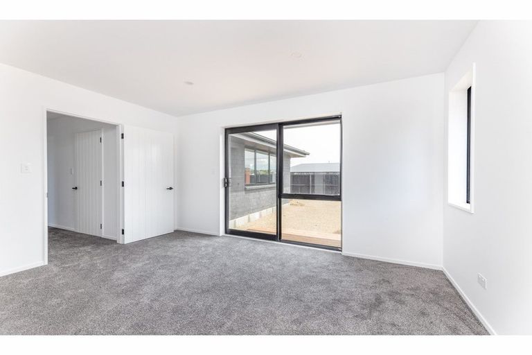 Photo of property in 61 Courage Road, Amberley, 7410