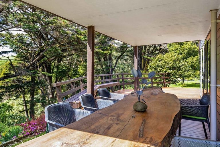 Photo of property in 215 Cowling Road, Hurdon, New Plymouth, 4371