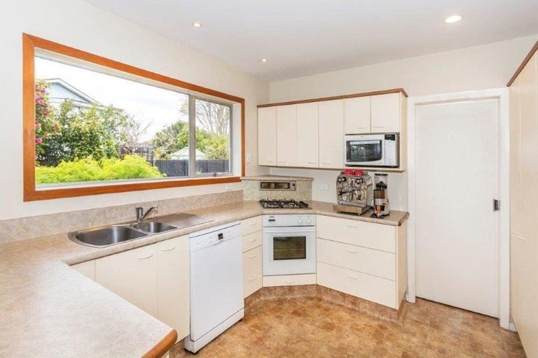 Photo of property in 6a Lynfield Avenue, Ilam, Christchurch, 8041