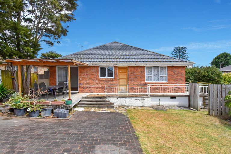 Photo of property in 1/48 Churchill Avenue, Manurewa, Auckland, 2102