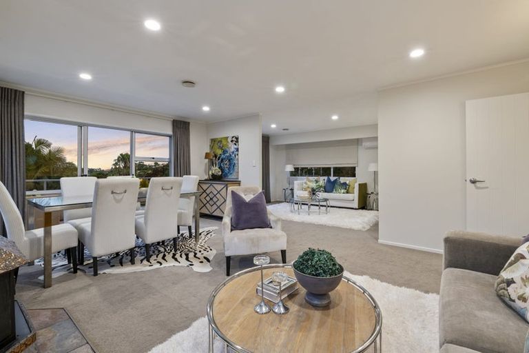 Photo of property in 9 Serrata Place, Browns Bay, Auckland, 0630