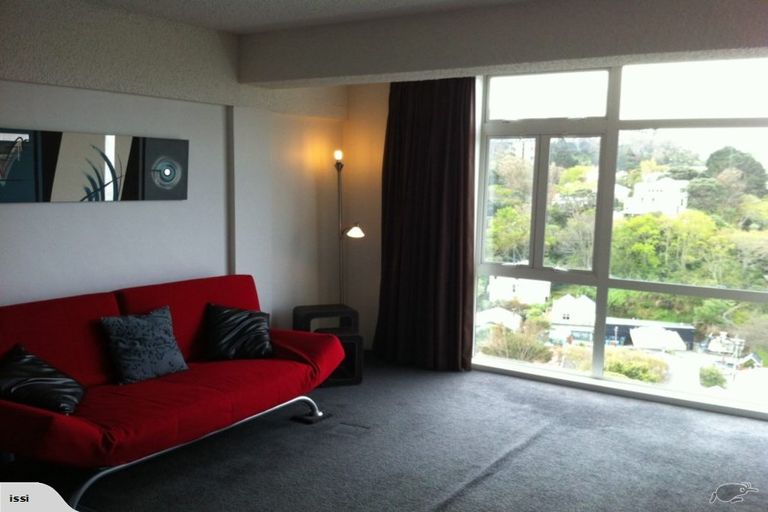 Photo of property in Fairmont Flats, 4c/20 Maarama Crescent, Aro Valley, Wellington, 6021