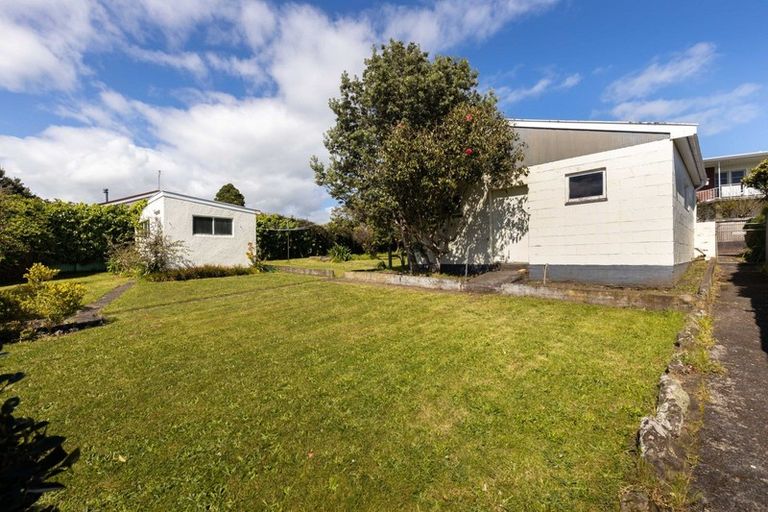 Photo of property in 8 Lynmouth Heights, Lynmouth, New Plymouth, 4310