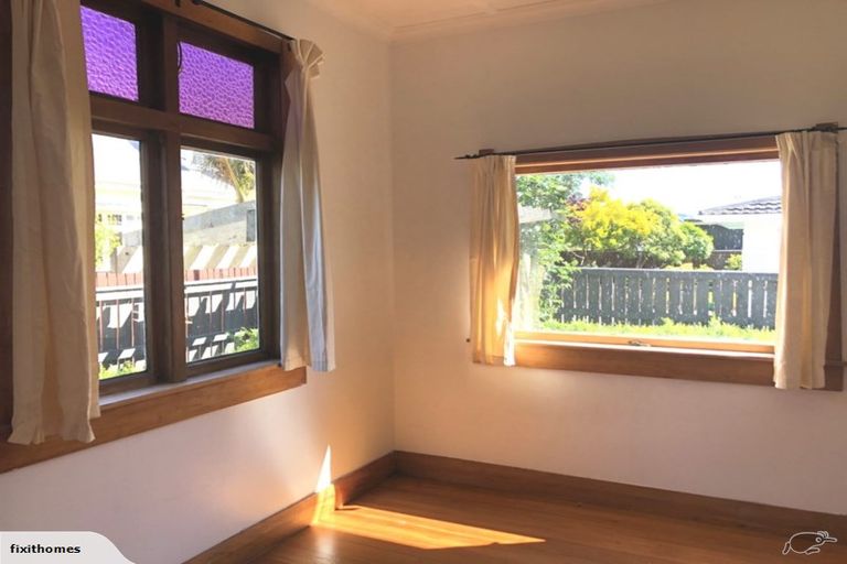 Photo of property in 337 Waterloo Road, Waterloo, Lower Hutt, 5011