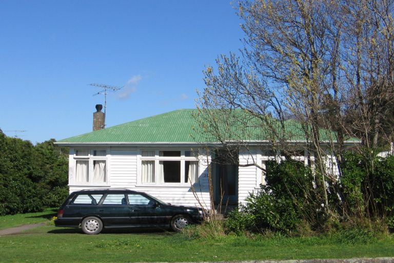 Photo of property in 20 Harrison Street West, Featherston, 5710