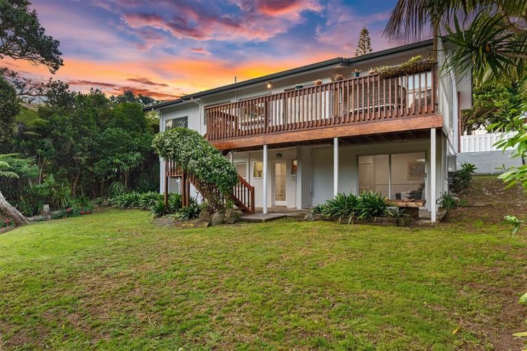 Photo of property in 13 Sandford Street, Campbells Bay, Auckland, 0630
