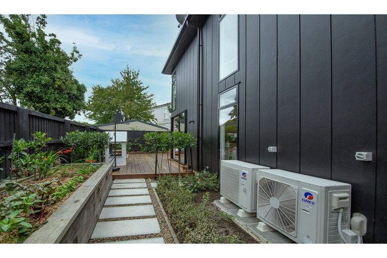 Photo of property in 2/169 Saint Albans Street, St Albans, Christchurch, 8014