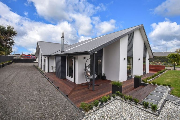 Photo of property in 27 Beaumaris Street, Outram, 9019