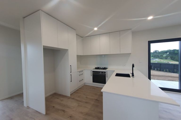 Photo of property in 12 Long George Drive, Totara Park, Auckland, 2019