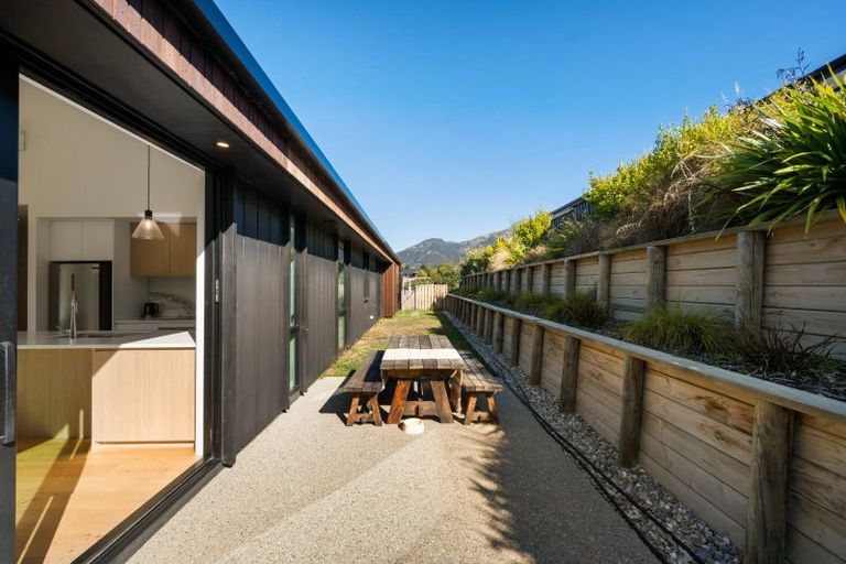 Photo of property in 11 Sarges Way, Lake Hawea, Wanaka, 9382