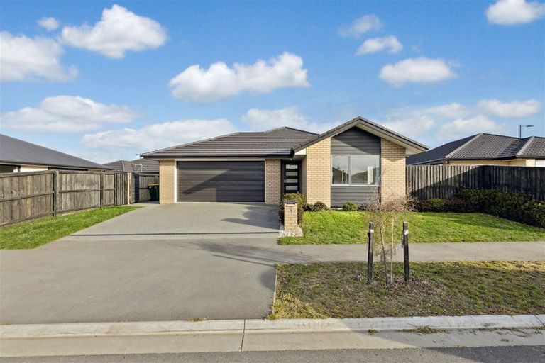 Photo of property in 72 Avanda Avenue, Rolleston, 7615