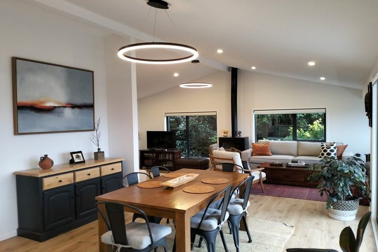 Photo of property in 10 Paparata Street, Karori, Wellington, 6012