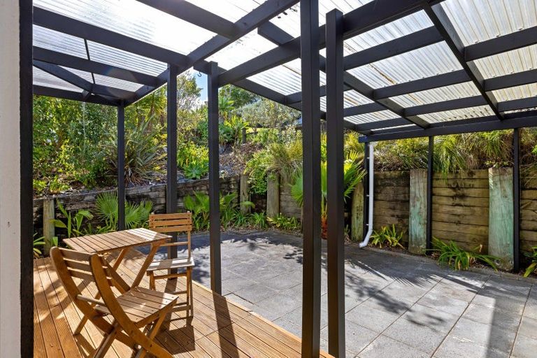 Photo of property in 30 Langton Road, Stanmore Bay, Whangaparaoa, 0932