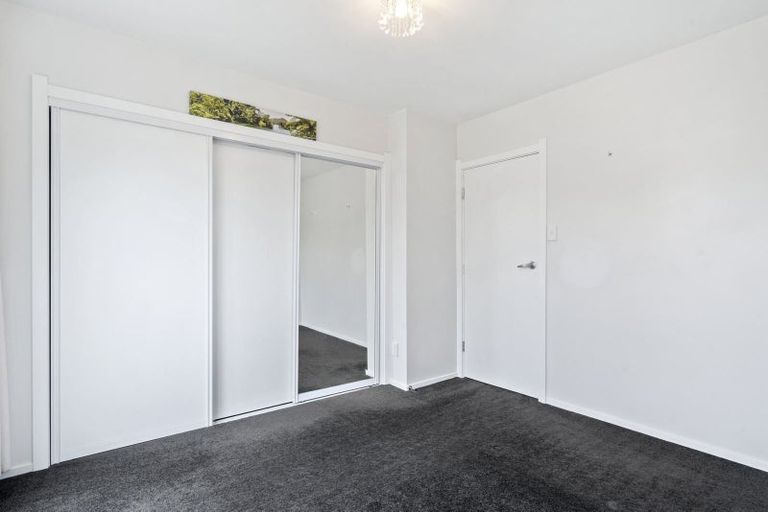 Photo of property in 6a Petherick Street, Taita, Lower Hutt, 5011