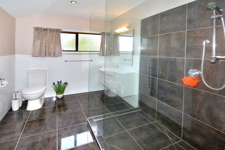 Photo of property in 26 Braeside, Kinmont Park, Mosgiel, 9024