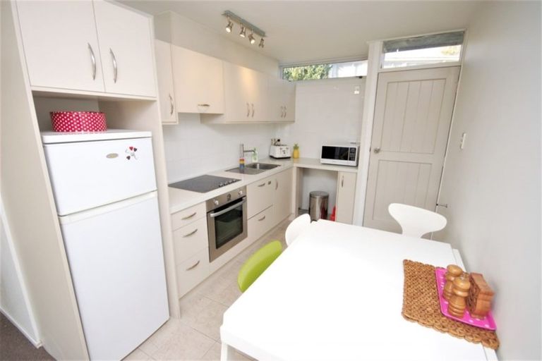 Photo of property in 1/300 Lake Terrace, Two Mile Bay, Taupo, 3330