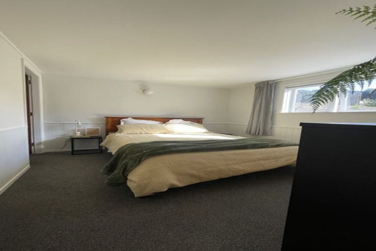 Photo of property in 52 Happy Valley Road, Owhiro Bay, Wellington, 6023