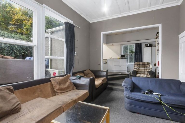 Photo of property in 132 Queen Street, North Dunedin, Dunedin, 9016