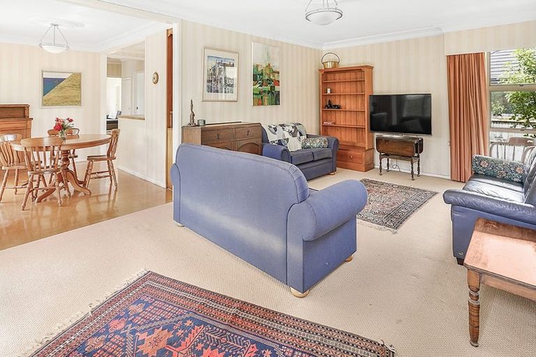 Photo of property in 38 Queenwood Avenue, Queenwood, Hamilton, 3210