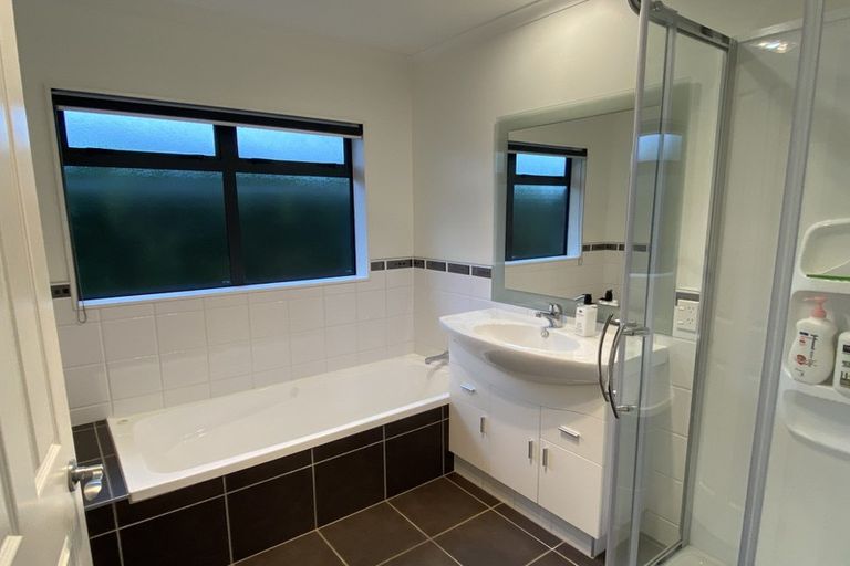 Photo of property in 7 Wroxton Place, Waiuku, 2123