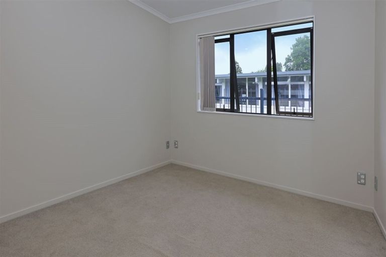 Photo of property in 50b Pinedale Place, Henderson, Auckland, 0610