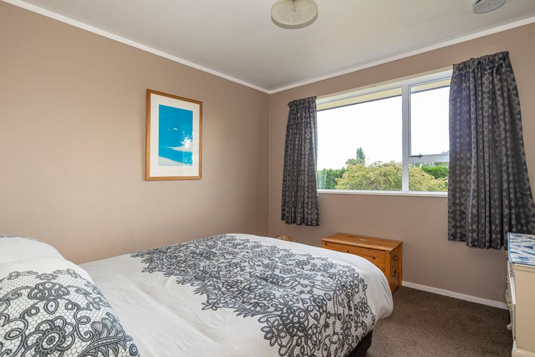 Photo of property in 70 Halstead Road, Pleasant Point, 7903