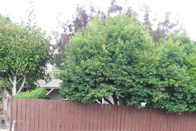 Photo of property in 37 Terra Nova Street, Glen Eden, Auckland, 0602