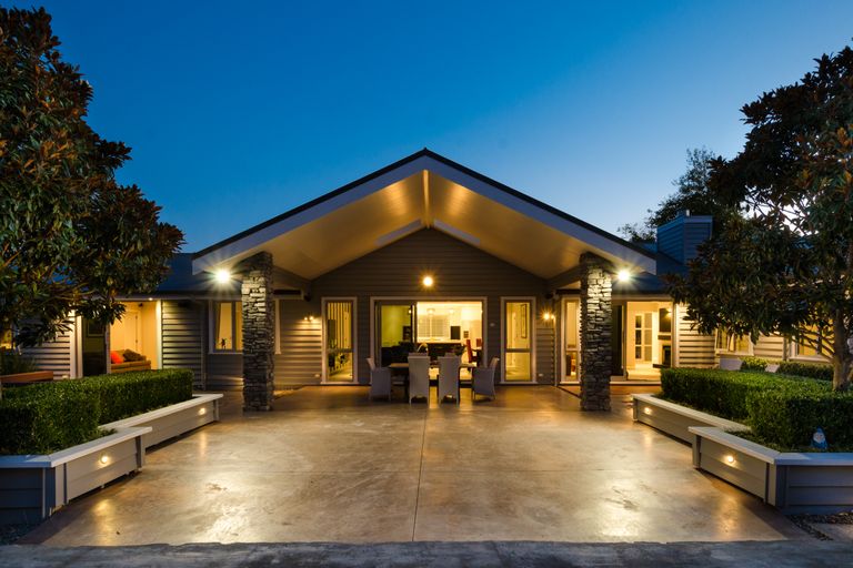 Photo of property in 55 Riverhead Road, Kumeu, 0810