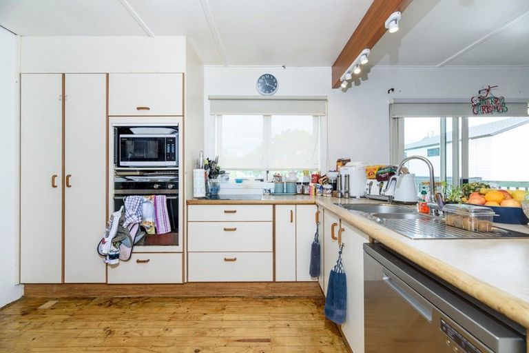 Photo of property in 23 Landon Avenue, Mangere East, Auckland, 2024