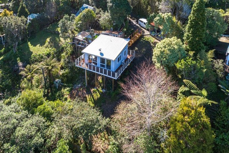 Photo of property in 185 Paku Drive, Tairua, 3508