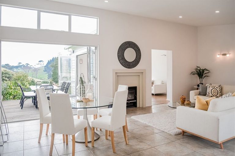 Photo of property in 125 Bodhisattva Road, Waitoki, Silverdale, 0994